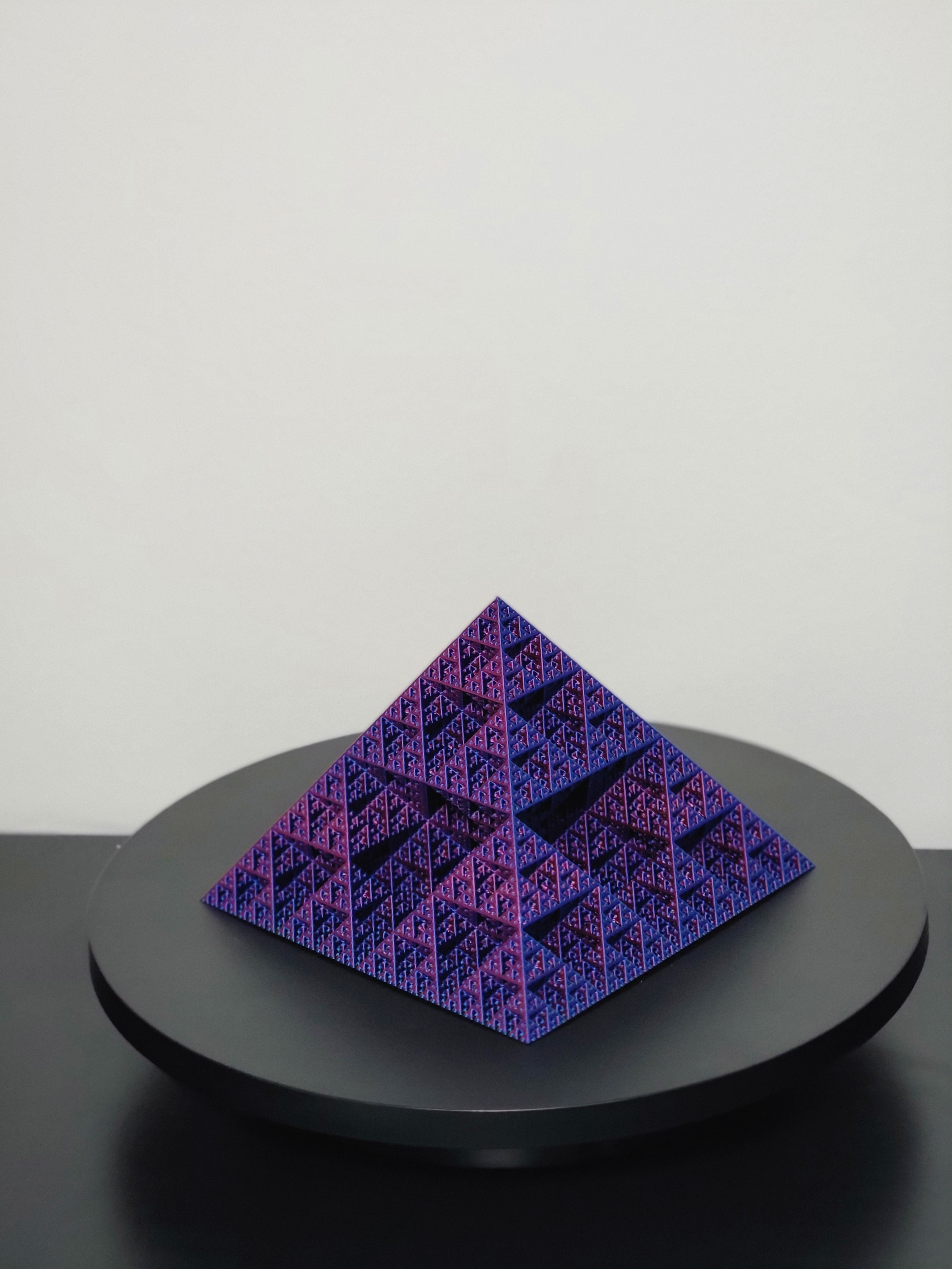 3D Printed Infinite Triangle Pyramid