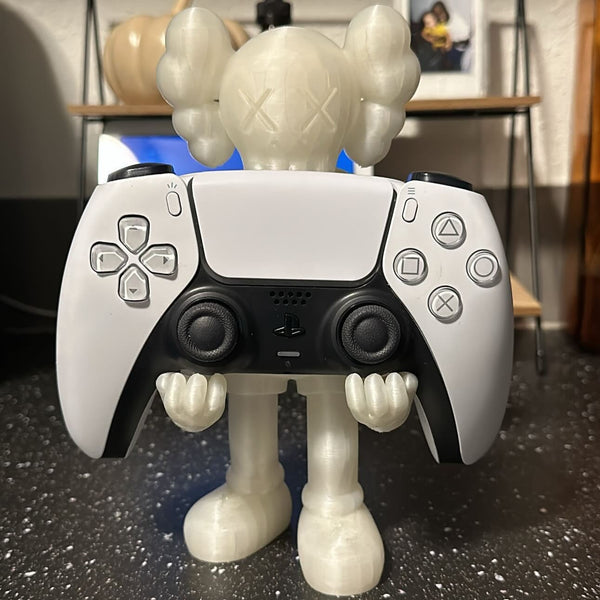 3D printed KAWS Controller Stand - Steez Stock