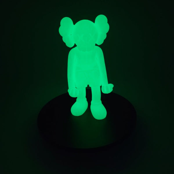 3D printed KAWS Controller Stand - Steez Stock